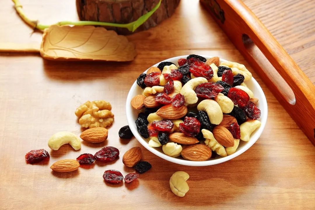 Summer Nuts Selection Guide